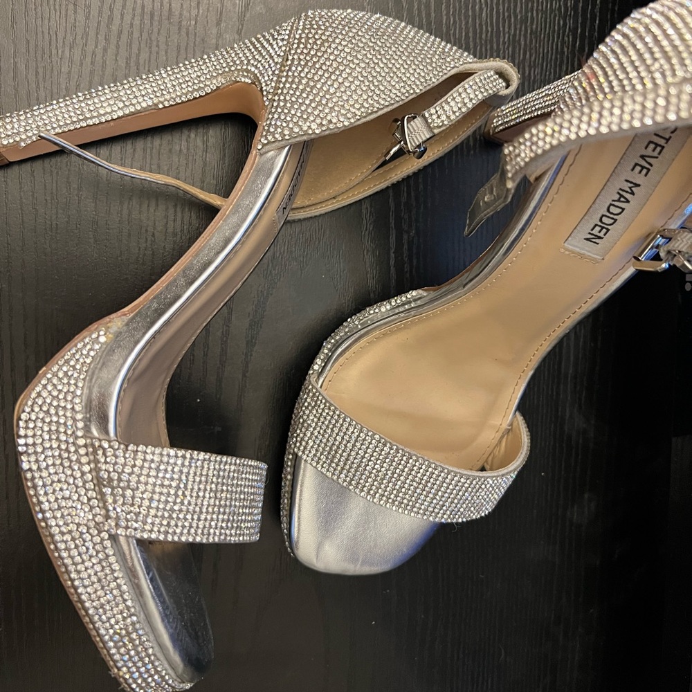 steve madden sparkly heels :)